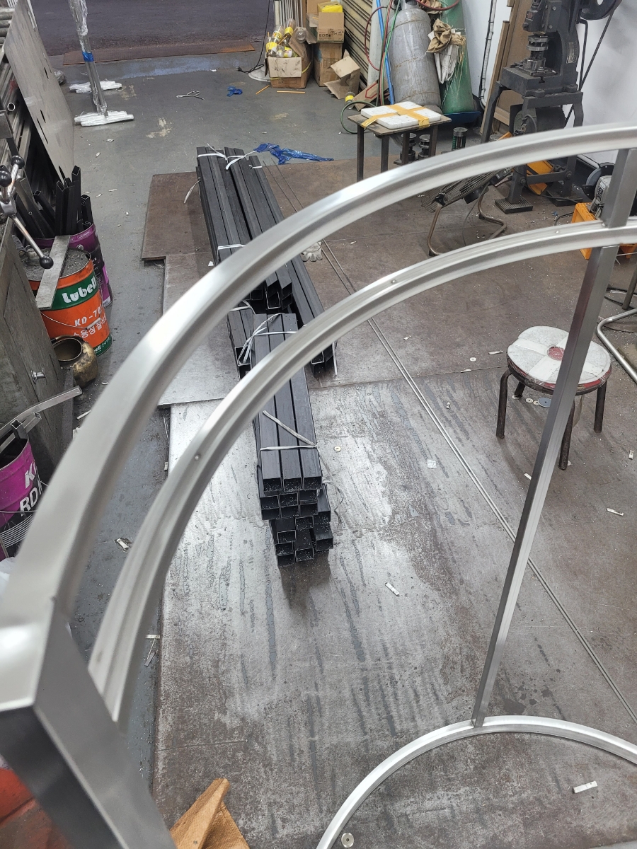 235149625_VIE0fq5C_d1712a32de6d599ac7e319cc077fbf5ae174e7a7.jpg 이미지크게보기